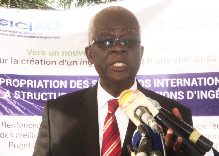 FORMATION UNIVERSITAIRE A L’ECHELLE INTERNATIONALE: GERMAIN ESSOHOUNA MEBA RELEVÉ LE DÉFI