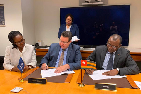 SIGNATURE D’UNE CONVENTION DE DON DE L’UNION EUROPEENNE POUR LE PROJET PAGE
