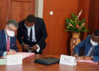 FORUM ECONOMIQUE TOGO-UE :   LE GOUVERNEMENT SIGNE UN ACCORD TRIPARTITE POUR APPUYER LES ENTREPRENEURS TOGOLAIS
