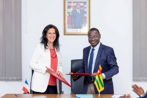 REHABILITATION, EXTENSION ET EQUIPEMENT DES CHU CAMPUS ET KARA : LA FRANCE ACCORDE AU TOGO UNE ENVELOPPE DE 70 MILLIARDS POUR LE PROJET