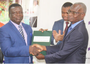 UNIVERSITE DE KARA : LE Pr. KOKOU TCHARIE A OFFICIELLEMENT PRIS FONCTION