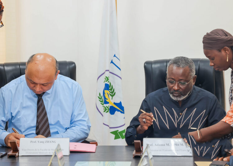 L’UNIVERSITE DE LOME ET XUZHOU MEDICAL UNIVERSITY EN ALLIANCE MEDICALE INEDITE : UNE ECOLE DE POINTE EN ANESTHESIE ET REANIMATION VERRA LE JOUR AU TOGO