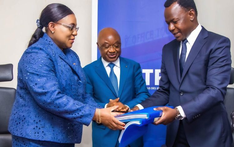 YAWA DJIGBODI TSEGAN PREND LES RENES DE L’OTR : UNE FEMME D’ÉTAT AU SERVICE DE LA REFORME FISCALE
