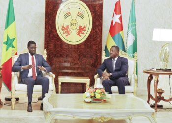 DIPLOMATIE OUEST-AFRICAINE : FAURE GNASSINGBE ET BASSIROU DIOMAYE FAYE RENFORCENT L’AXE LOME-DAKAR